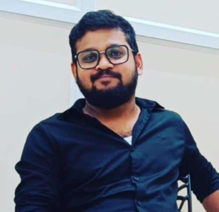 Alli Sai Kumar - Director